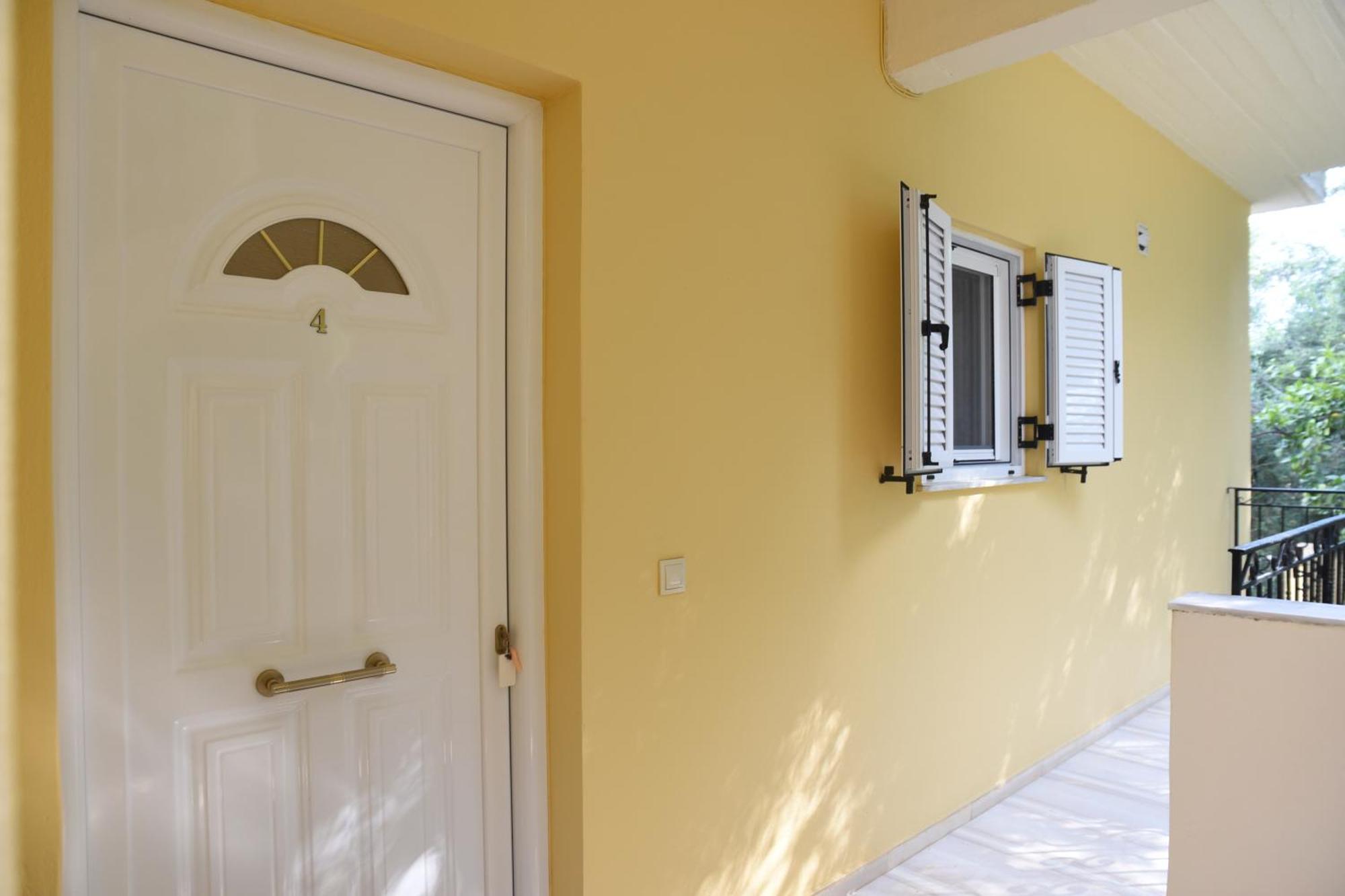 Butterfly Barbati Apartments Luaran gambar